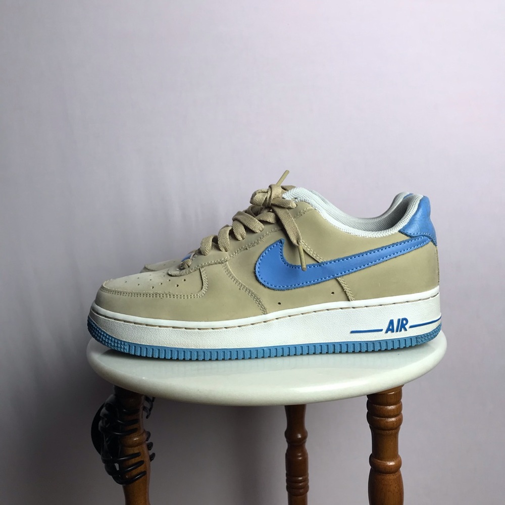 🚨SOLD🚨 Tan and blue Air Force 1 - Picture 3 of 7
